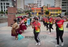 Se visten de cholita e instructoras atraen la mirada internacional